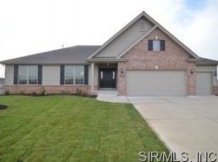 1321 Stone Hill Dr, O'Fallon, IL 62269