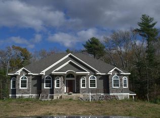 8 Blacksmith Dr, Acushnet, MA 02743