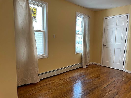 5th image of 1176 E 95th St #1
