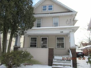 108 E Mapledale Ave, Akron, OH 44301