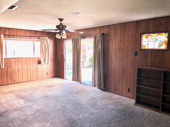 4th image of 4823 Birchland Pl
