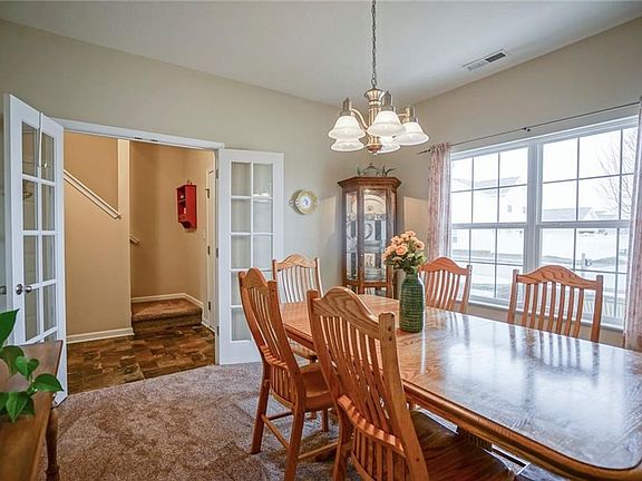 5th image of 16923 Stroud Ln