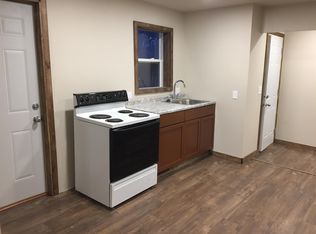 9 N Main St APT 6, Deerfield, WI 53531