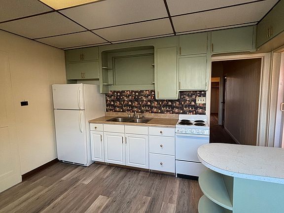 2nd image of 31 N Main St #3