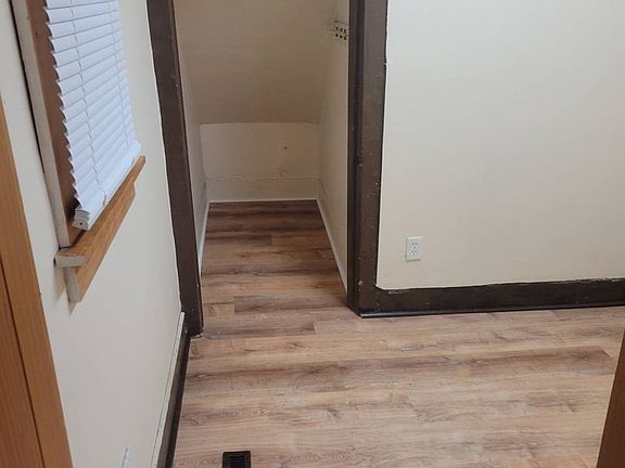 3rd image of 1139 E Kane Pl #1139
