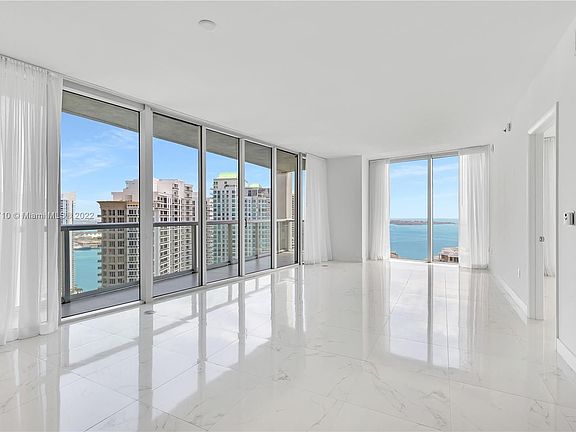 4th image of 495 Brickell Ave APT 3402