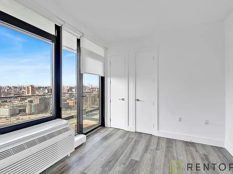 224 E 135th St #1417S — Photo 4
