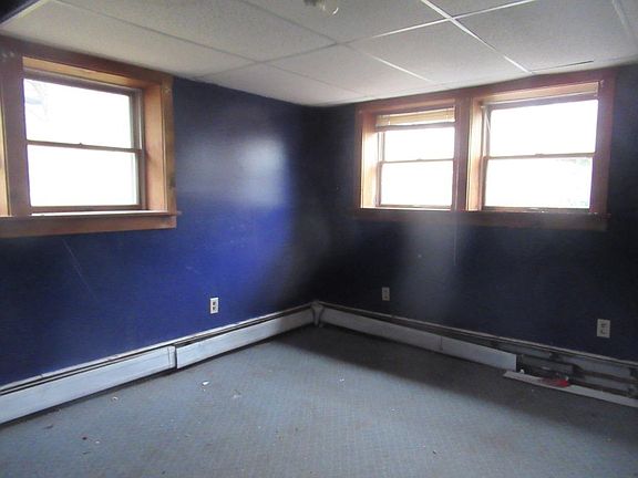 3rd image of 24 Hastings Circle