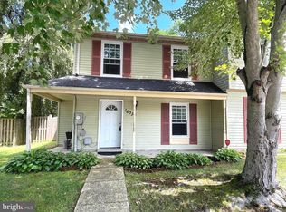 16334 Pewter Ln, Bowie, MD 20716