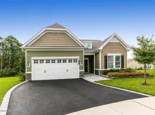 7 Kenilworth Ln, Manchester, NJ 08759