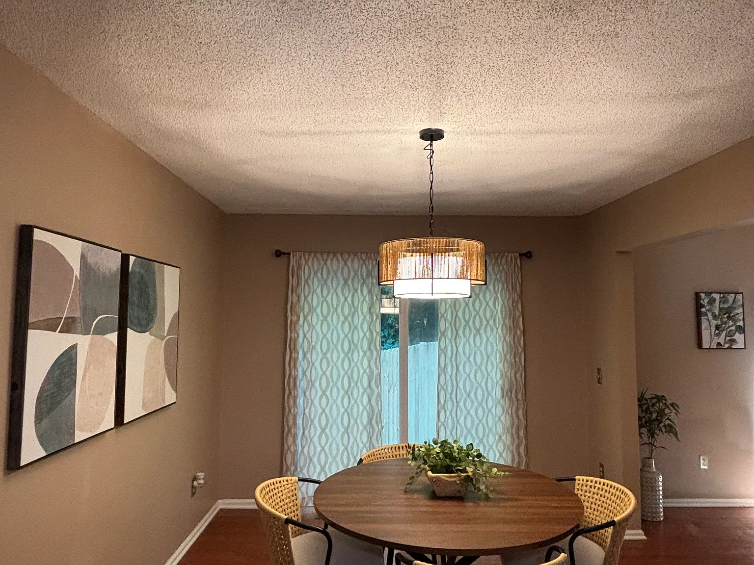 3 bed, 1342 sqft, $2,900 — Photo 4