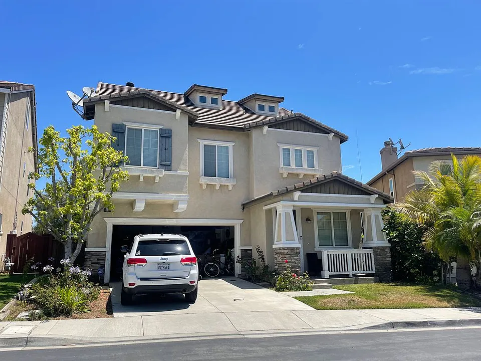 2460 Avis Ct