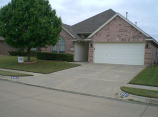 9037 River Trails Blvd, Fort Worth, TX 76118