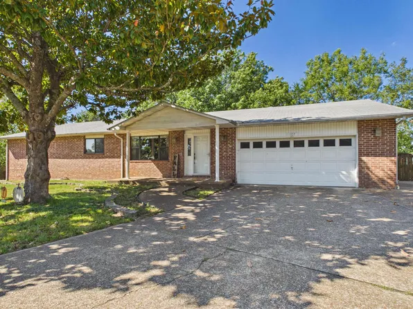 107 Indian Cir, Mountain Home, AR 72653
