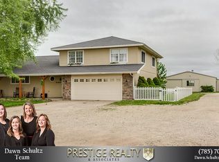 4160 Salzer Rd, Wamego, KS 66547