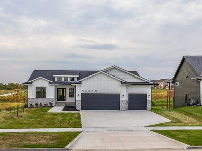 588 Napoli Ave, West Des Moines, IA, 50266