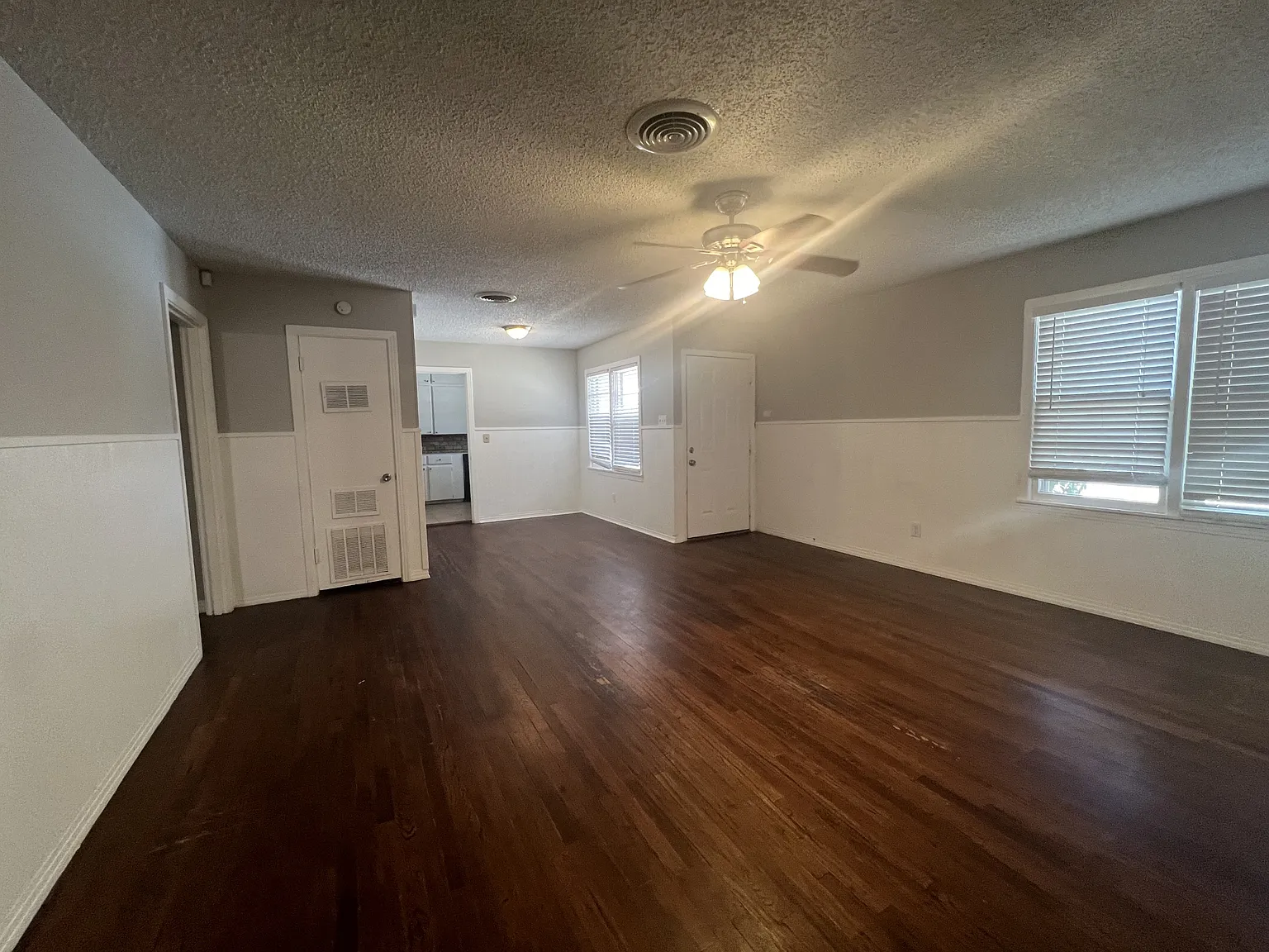 2511 39th Street - PM2 - 1 — Photo 3