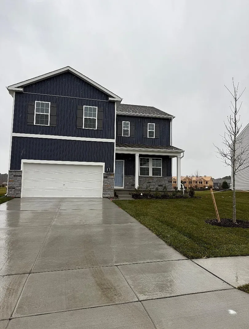 212 Daytona Rd — Photo 1