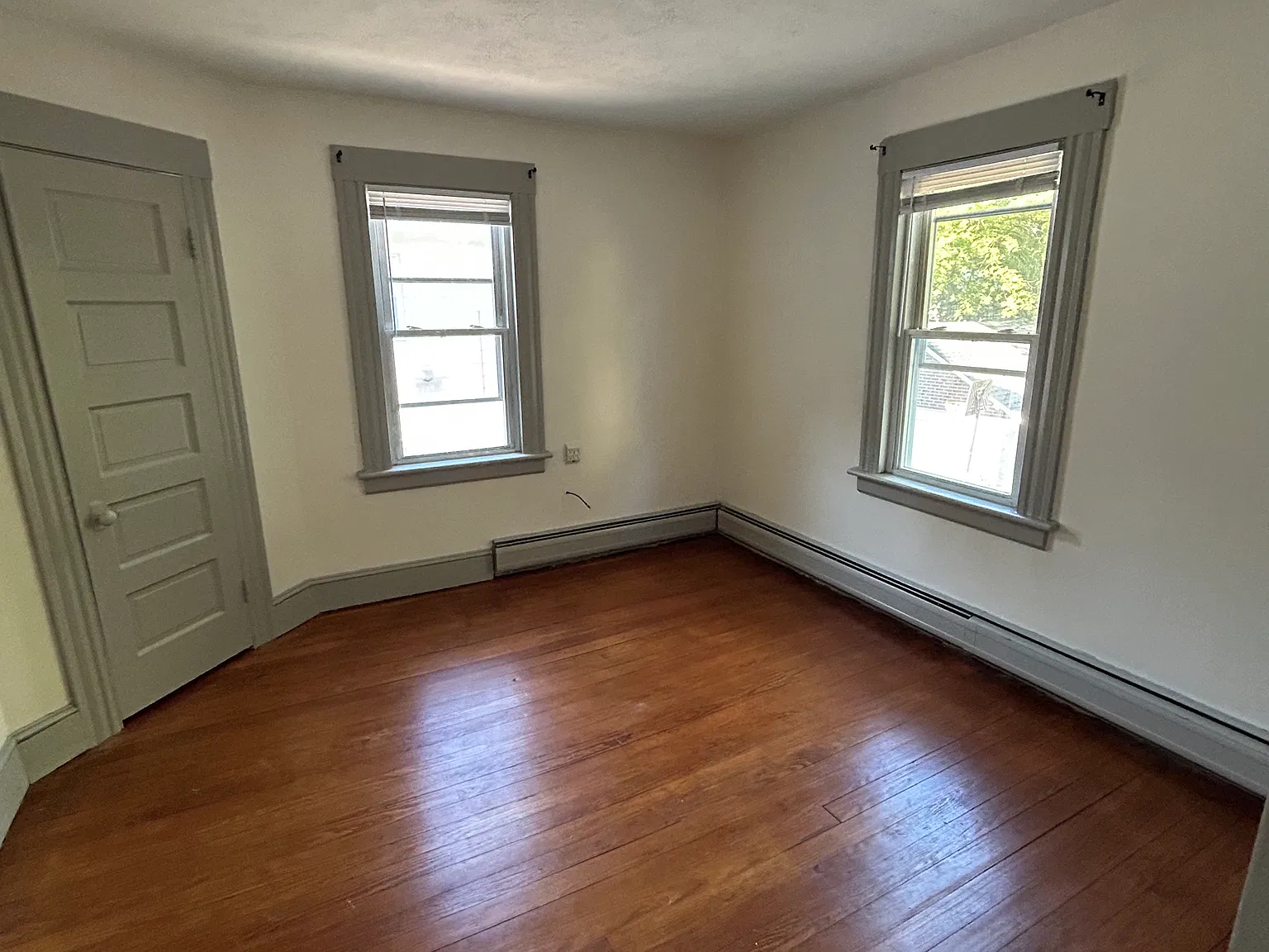 3 bed, $1,800 — Photo 4