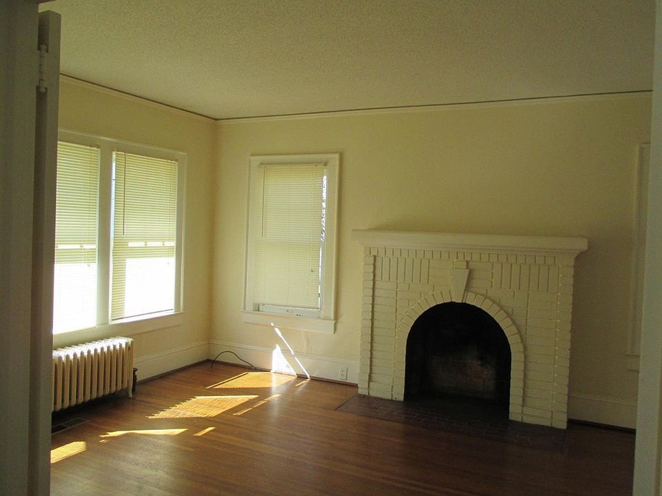 2nd image of 209 Qubein Ave