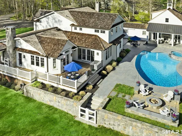4 Charcoal Lane, Westport, CT 06880