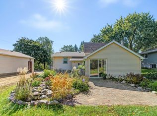 7918 Stillwater Blvd N, Oakdale, MN 55128