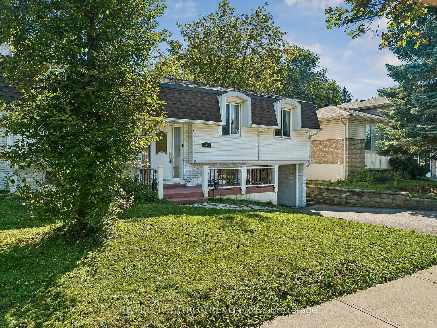 3 bed, $2,450 — Photo 2