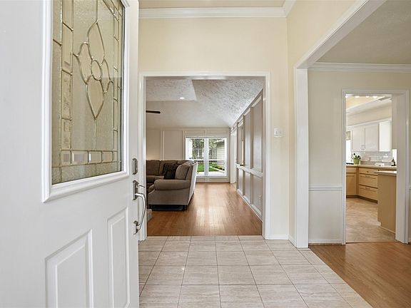 3rd image of 15810 Echo Lodge Dr