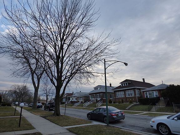 3rd image of 9413 S Vernon Ave