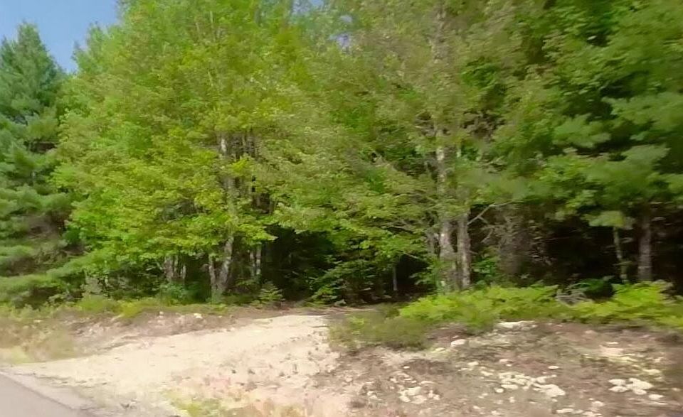 2nd image of Map10Lot27 Blackswoods Road