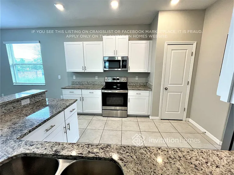 9647 Flourish Dr — Photo 10