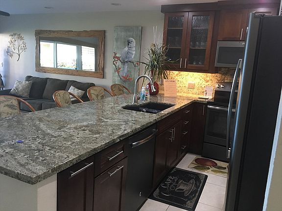 4th image of 75-6002 Alii Dr APT 2105