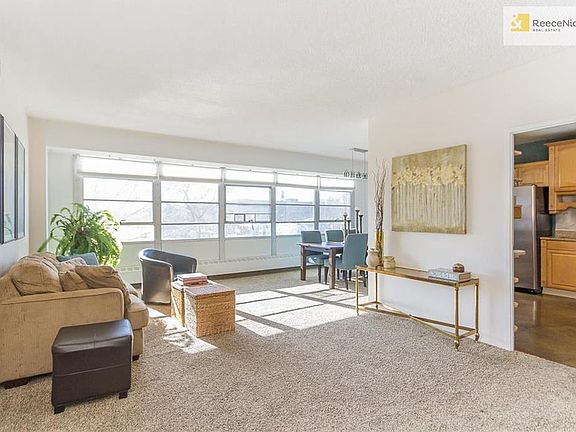 2nd image of 333 W Meyer Blvd APT 513