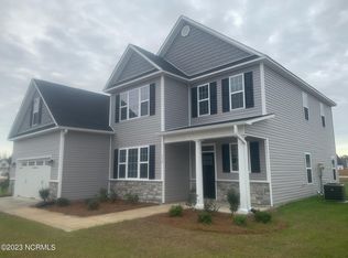 730 Hope Dexter Dr, Jacksonville, NC 28546