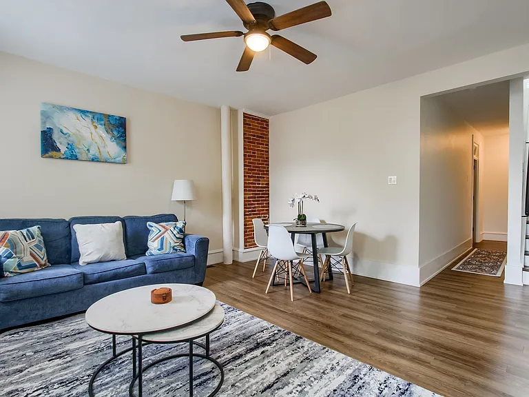 807 Green St #2 — Photo 9