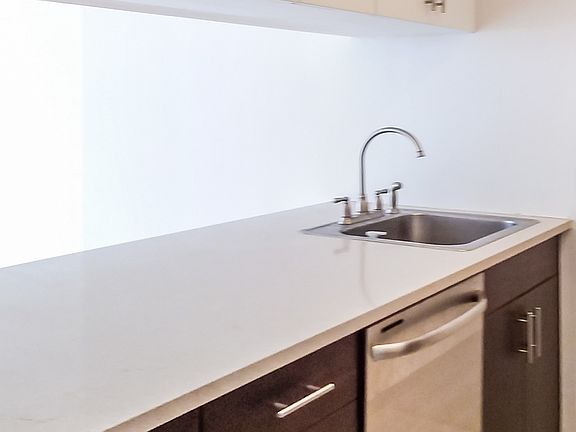 5th image of 393 W 49th St APT 5II