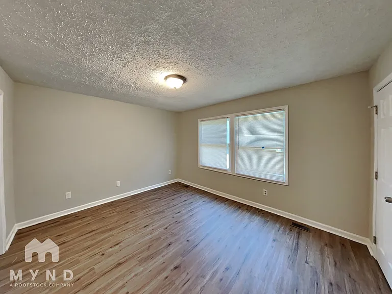 7610 Denon Hills Dr — Photo 10