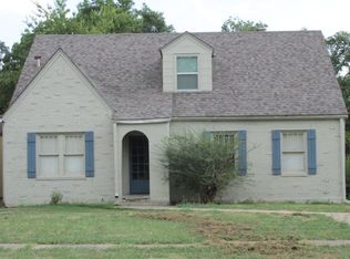 817 E 17th St, Ada, OK 74820