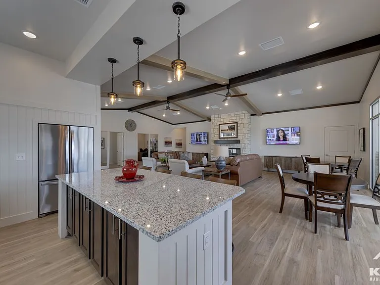 Liberty Gardens Apartments — Photo 6