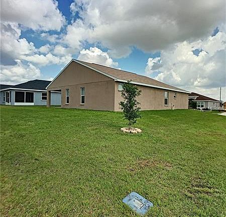 5th image of 460 Pheasant Dr