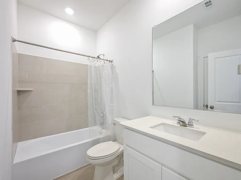 2500 Conroe Rd — Photo 17