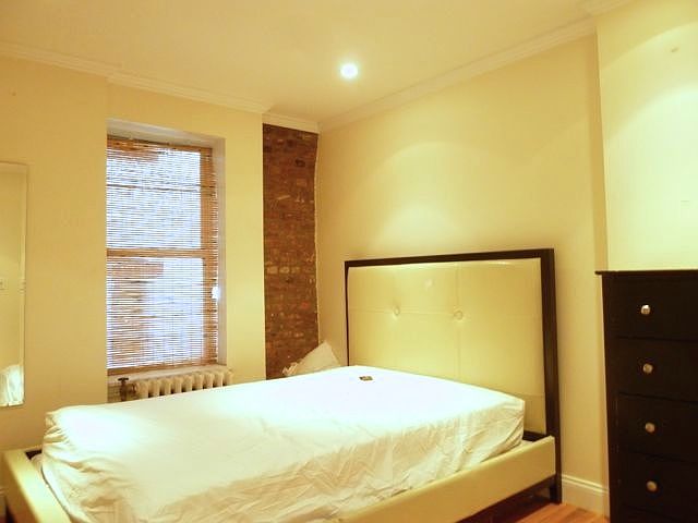 2nd image of 171 Mulberry St APT 5B