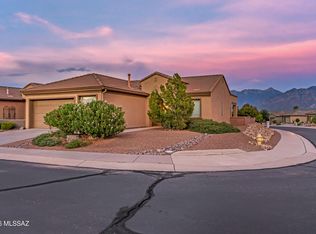 5957 S Meadow Hills Loop, Green Valley, AZ 85622