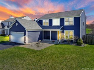 657 Indian Trail Rd, Antioch, IL 60002