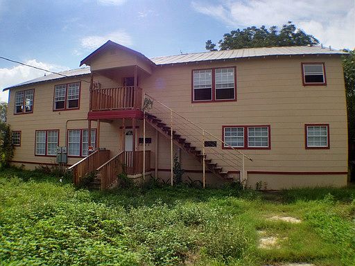 1st image of 413 Margaret St APT D