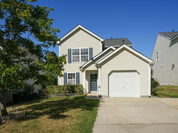 208 Indian Branch Dr, Morrisville, NC 27560
