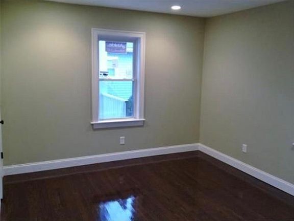 4th image of 247 Park St #2