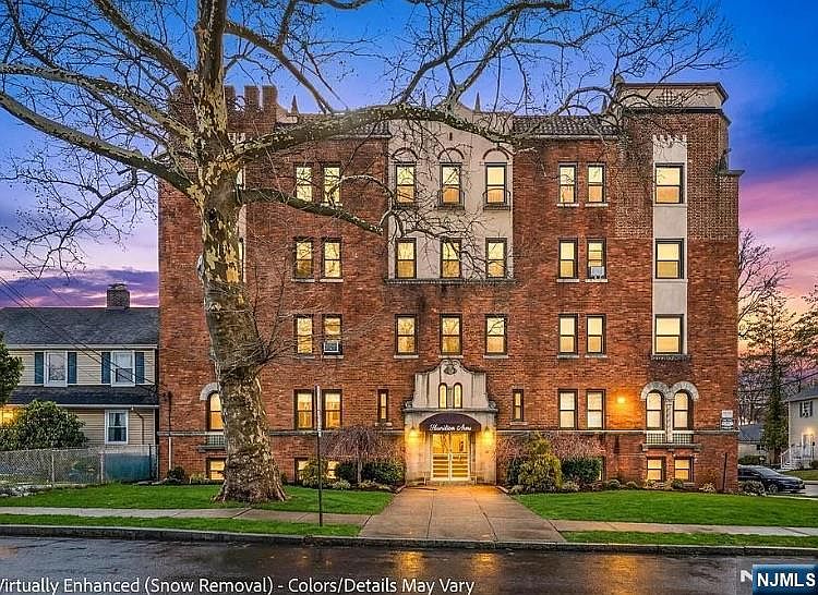 1st image of 303 Hamilton Pl APT B4