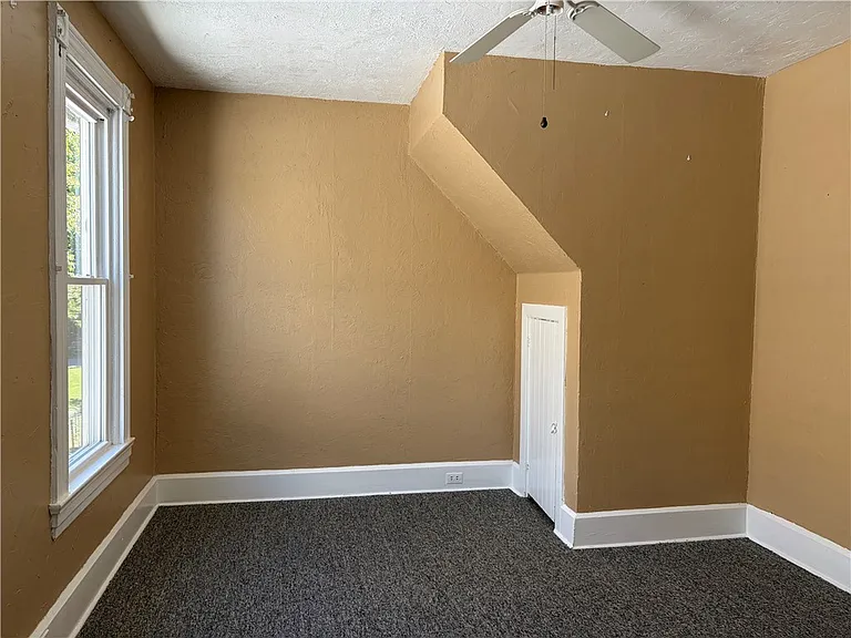 223 Orchard Ave — Photo 18