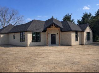 2212 Lakeshore Ln, Red Oak, TX